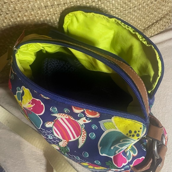 Lily Bloom Turtle/Floral Crossbody - Picture 4 of 8